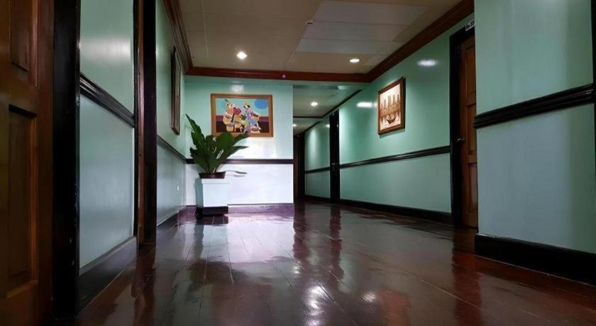 Vest Grand Suites Panglao Eksteriør bilde