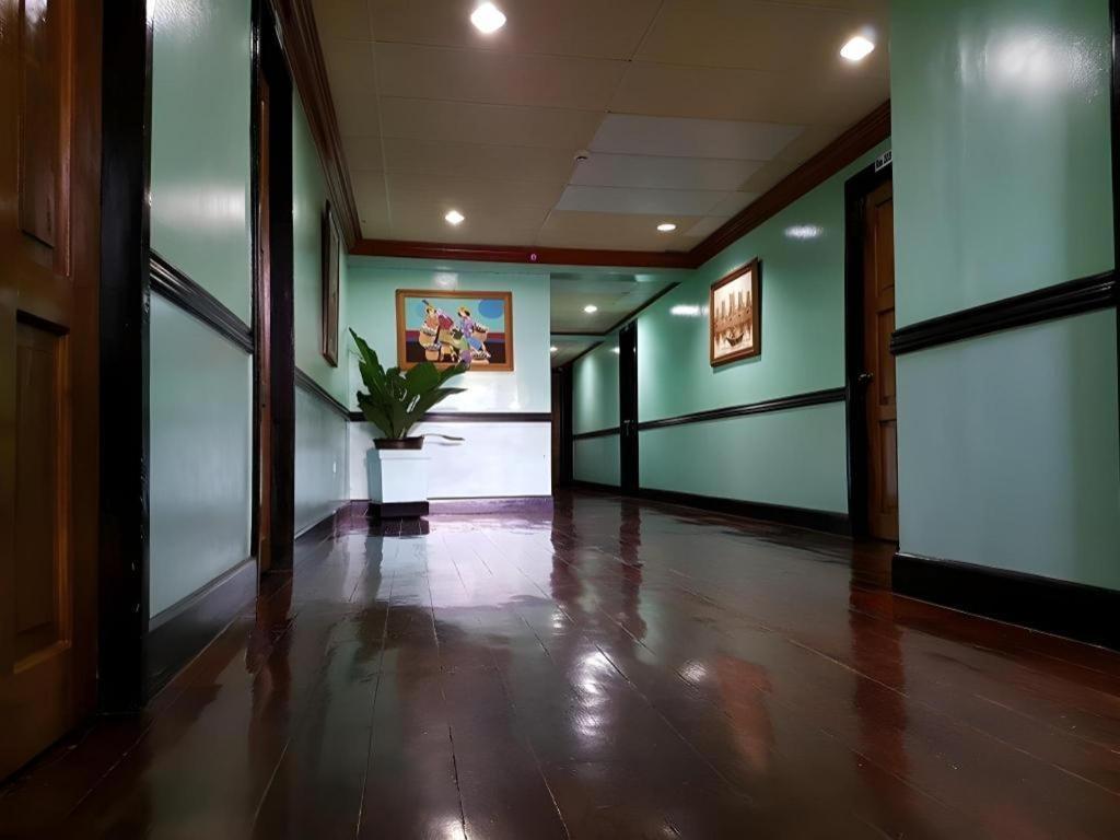 Vest Grand Suites Panglao Eksteriør bilde